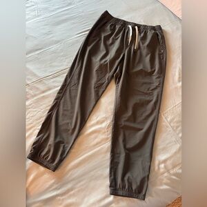 Vuori Joggers